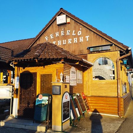 Feherlo Vendeghaz & Restaurant Bük Eksteriør billede