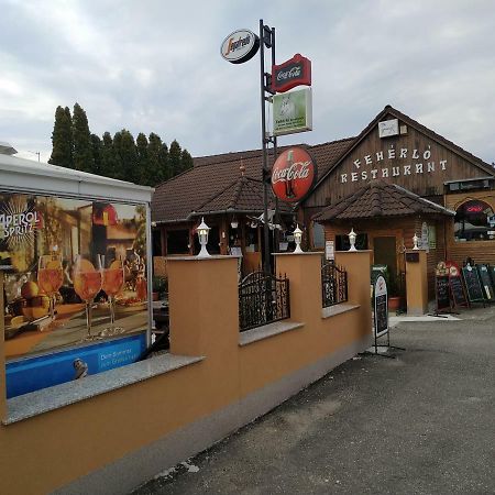 Feherlo Vendeghaz & Restaurant Bük Eksteriør billede