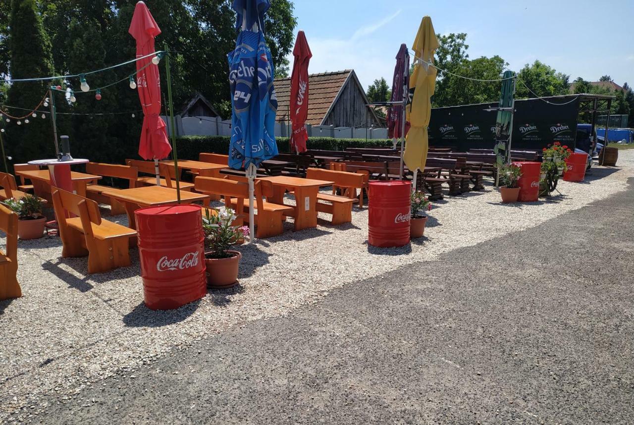 Feherlo Vendeghaz & Restaurant Bük Eksteriør billede